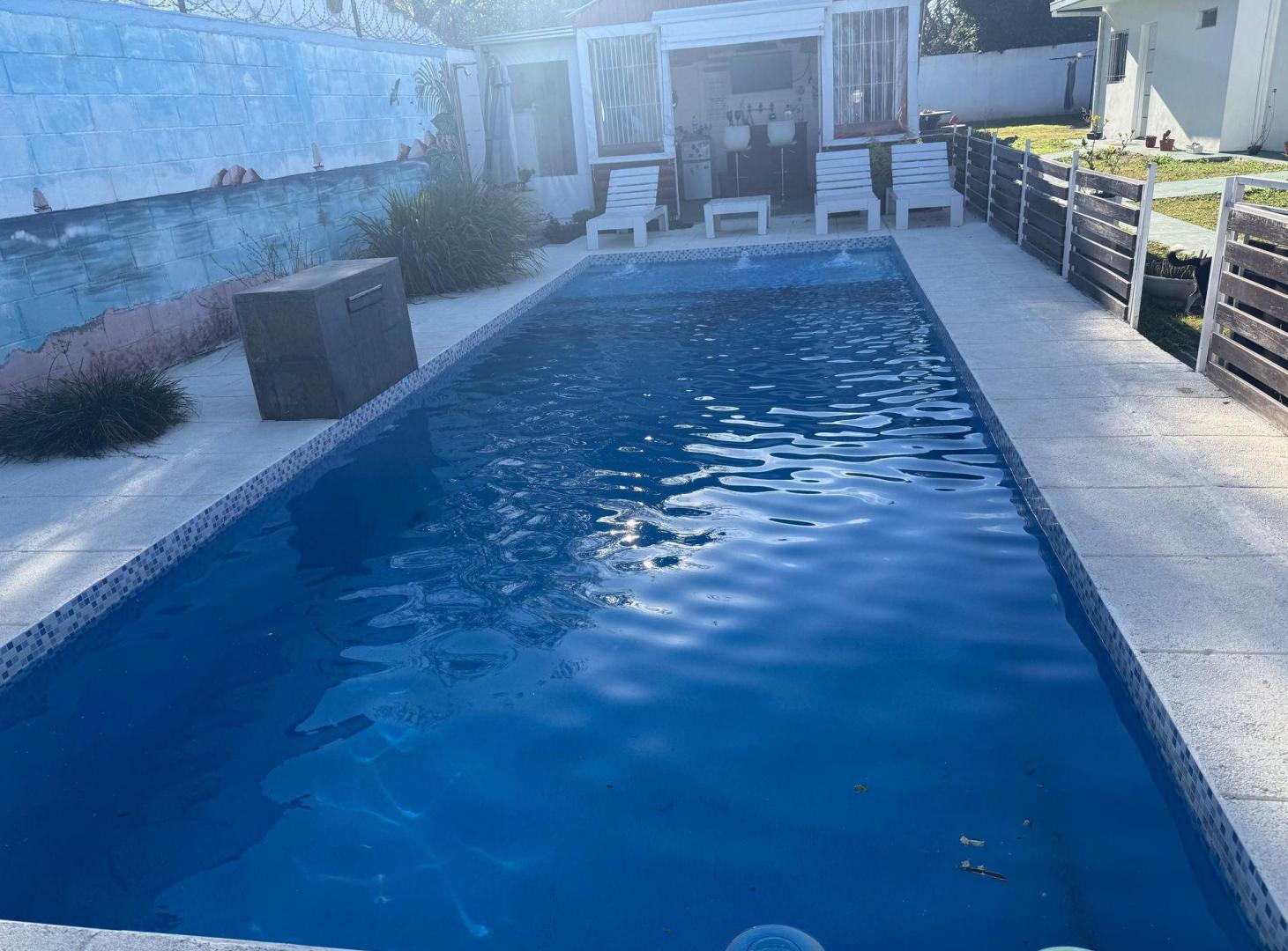 SE VENDE CASA CERRO NORTE 5 DORMI PILETA QUINCHO