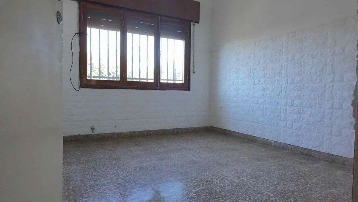 SE VENDE CASA 2 DORM. + DEPTO RUTA 5 V. DEL DIQUE 5