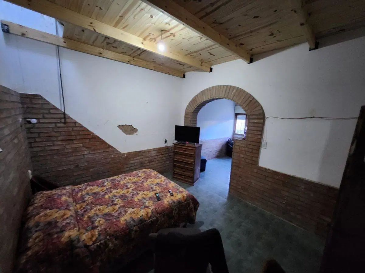 VENTA CASA 141M2 LOCAL ZONA CAÑADA GUEMES INVERSOR 4