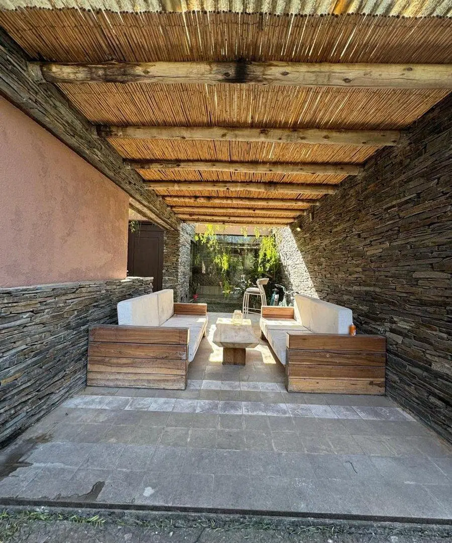 CASA 2 DORMITORIOS Y DPTO. VILLA ALLENDE 2