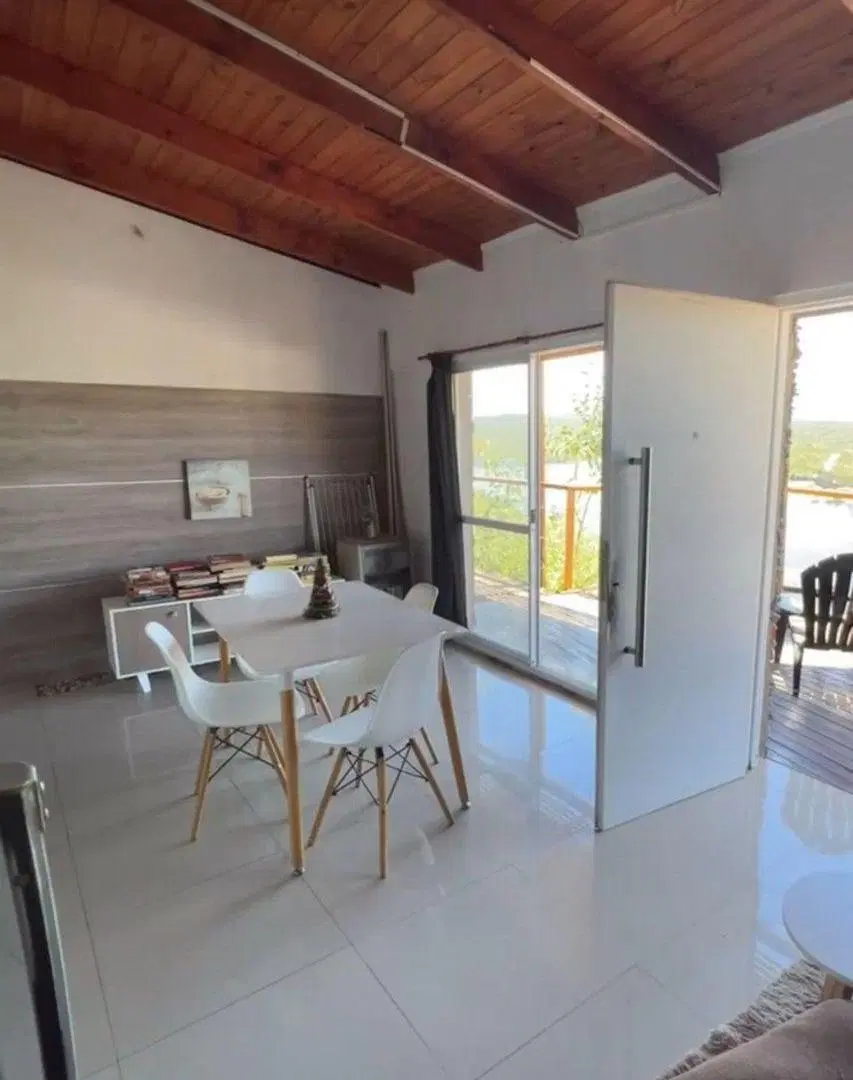VENTA CABAÑA 2 DORM. CON COSTA AL  LAGO EMBALSE 3