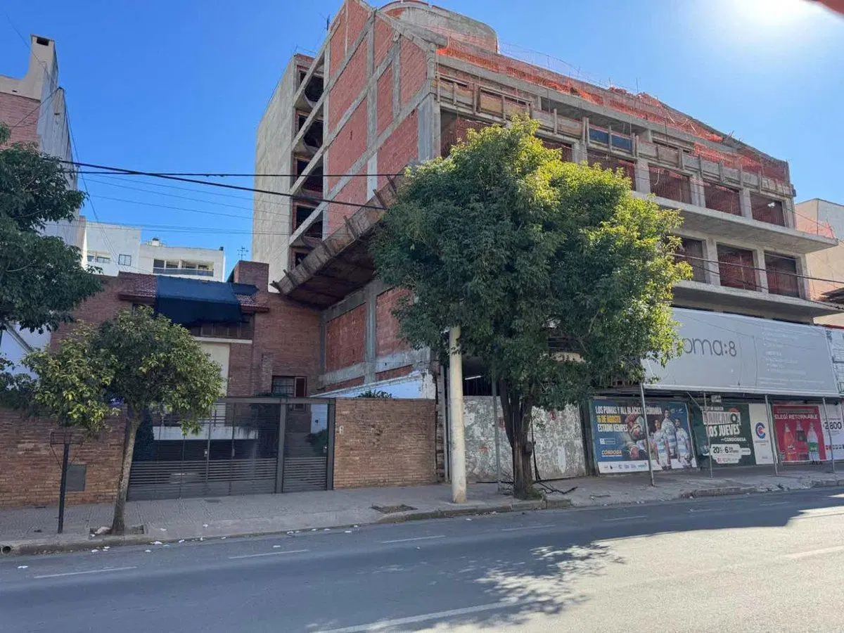 DEPTO 2 DORM GRAL PAZ CON TERRAZA PROPIA SONOMA 8 4