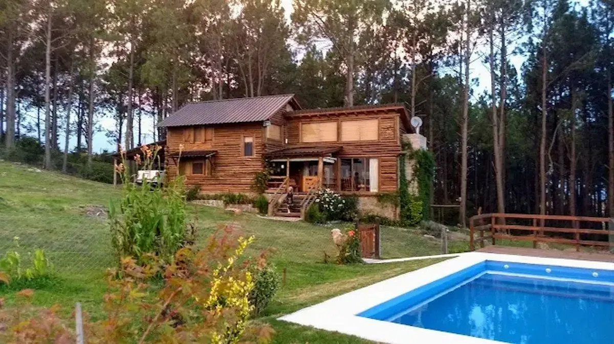 CABAÑA DE CATEGORÍA 3 DORMITORIOS PINAR DE BERNA 5