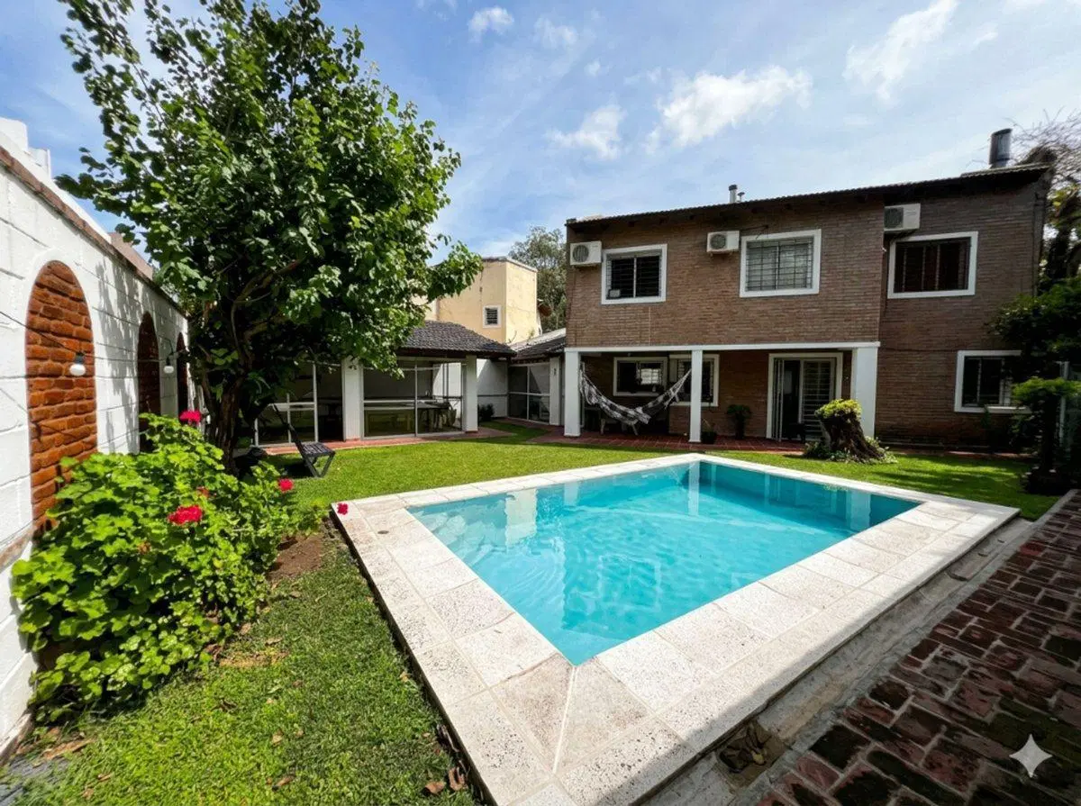 Casa 3 dormitorios pileta y quincho. Cordoba 3