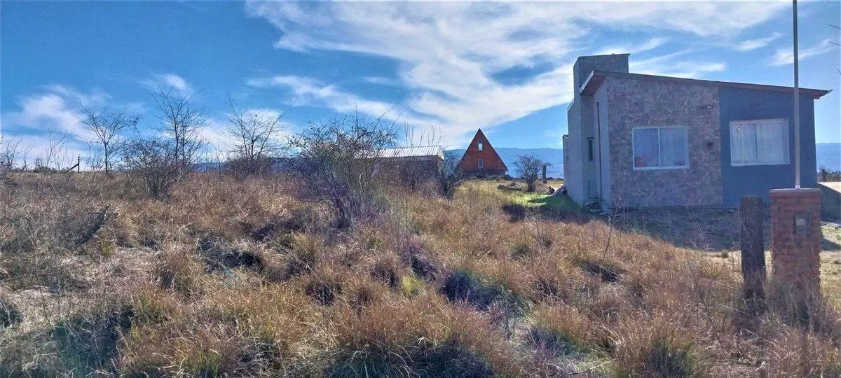 SE VENDE TERRENO 447m EN V. YACANTO, EL DIVISADERO 3