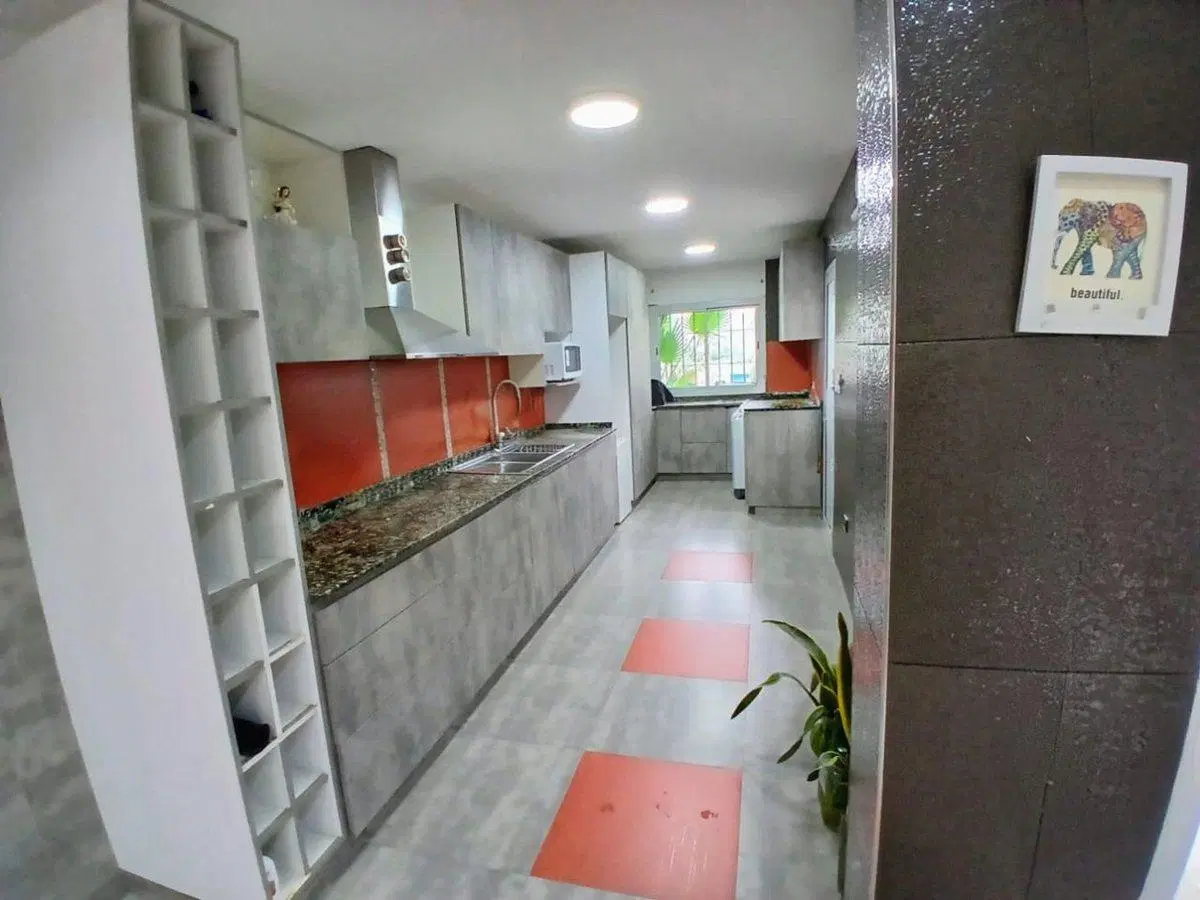 CASA 3 DORM.  QUINTA STA. ANA . CBA APTA CRÉDITO 5