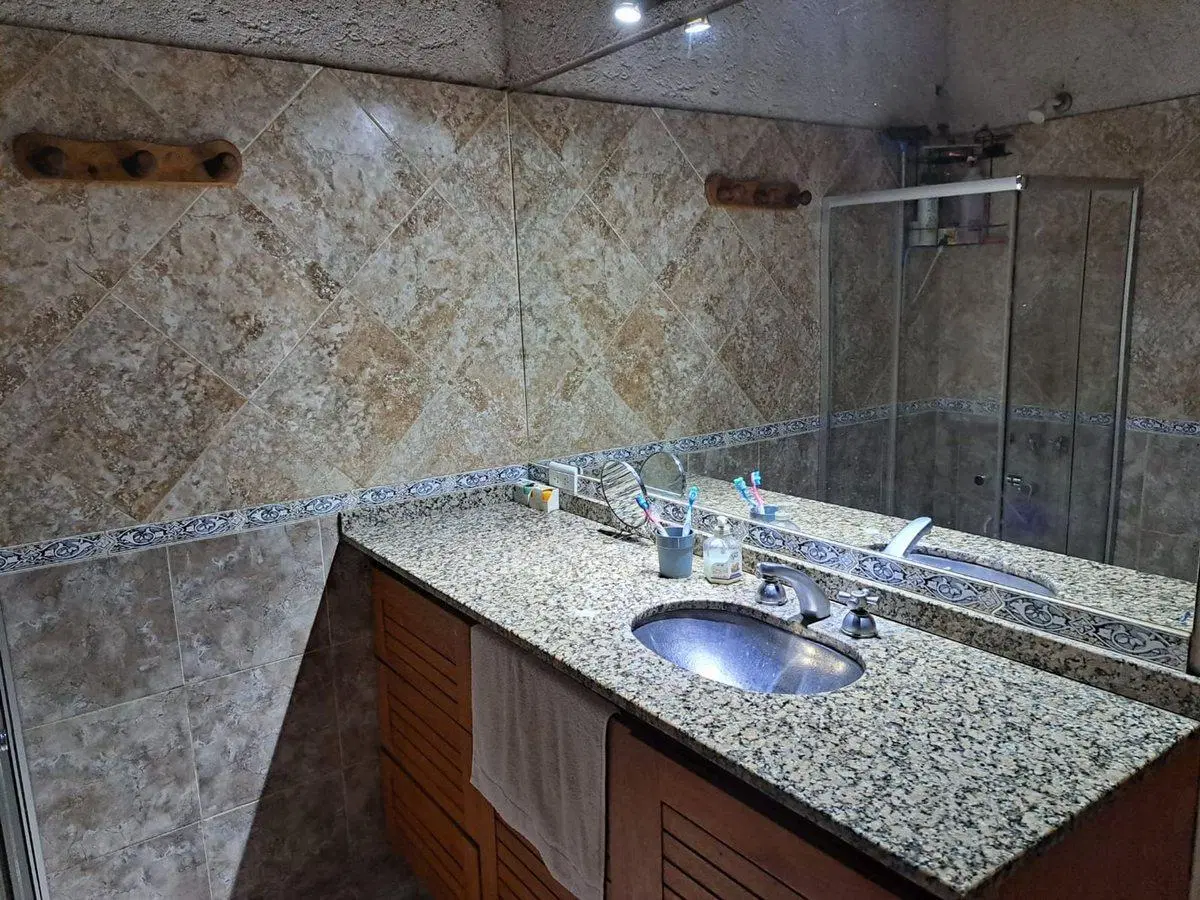 VENTA CASA UNQUILLO  85 M2 2 DORMITORIOS ESCRITURA 3