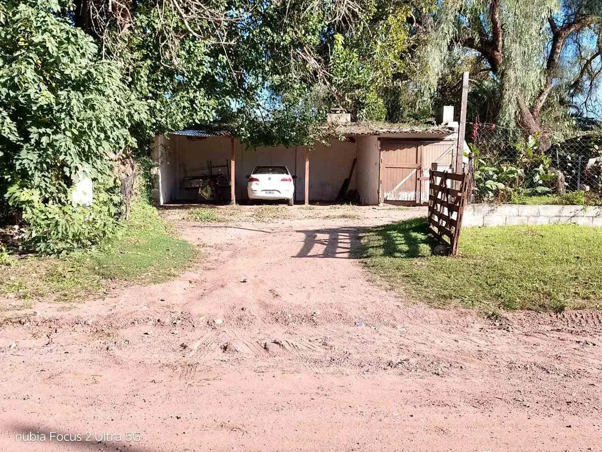 SE VENDE HOSTERÍA 100 METROS AL LAGO VILLA RUMIPAL 3