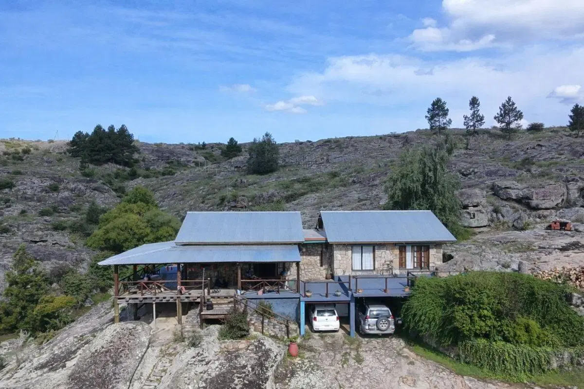 SE VENDE CASA C/ARROYO PROPIO  7.4h LA CUMBRECITA 3