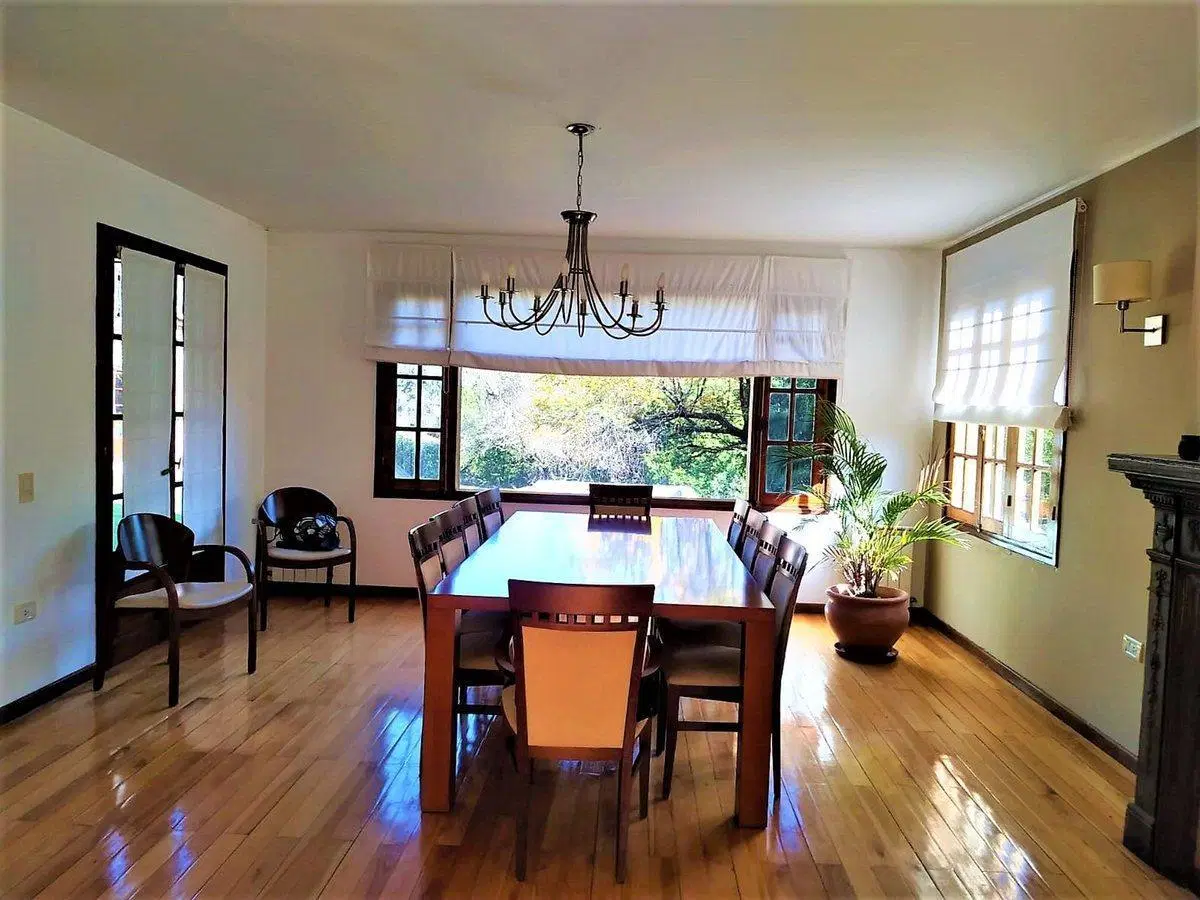 IMPONENTE CASA EN LAS DELICIAS 3
