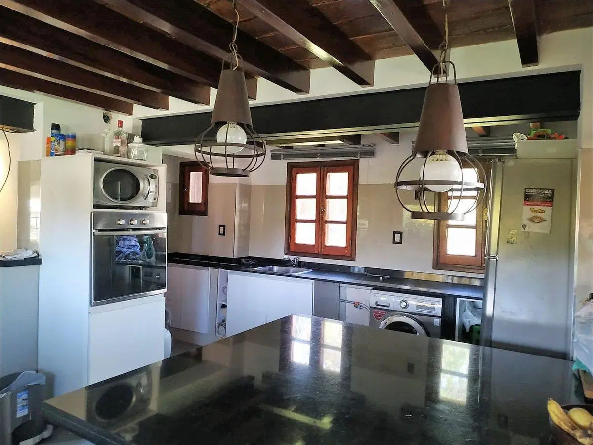 IMPONENTE CASA EN LAS DELICIAS 5