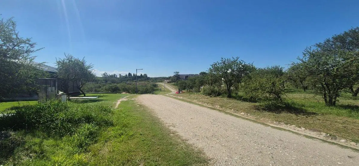 VENTA TERRENO 1016 Mts EN ALTA GRACIA COUNTRY GOLF 3