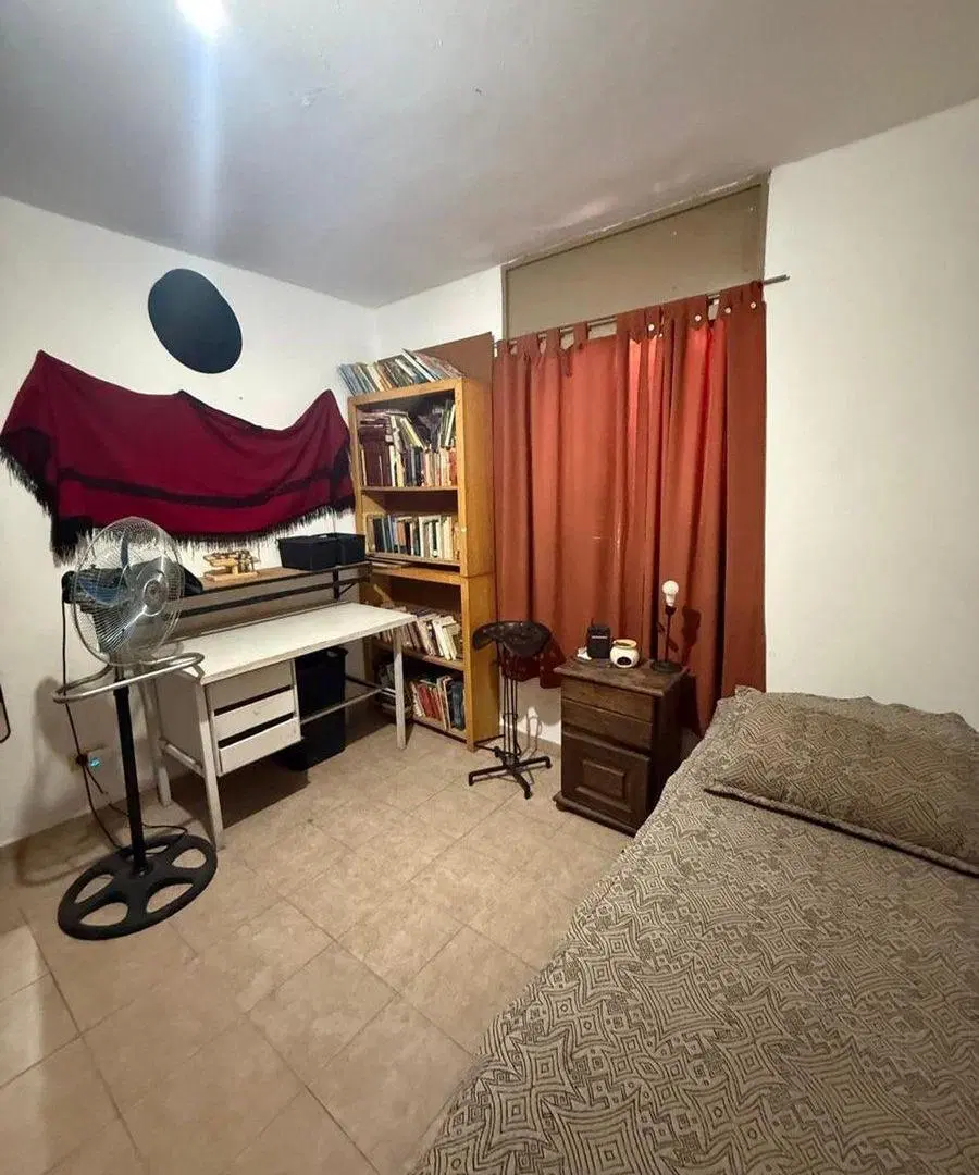 VENTA CASA 3 DORMITORIOS-GRAN PATIO-ARGUELLO 2