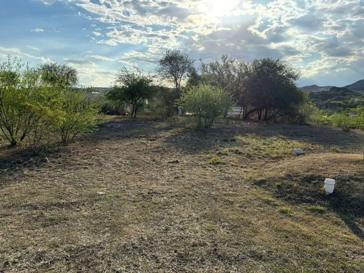 VENTA LOTE 451M2 EN COLINAS DE LA DESEADA 3