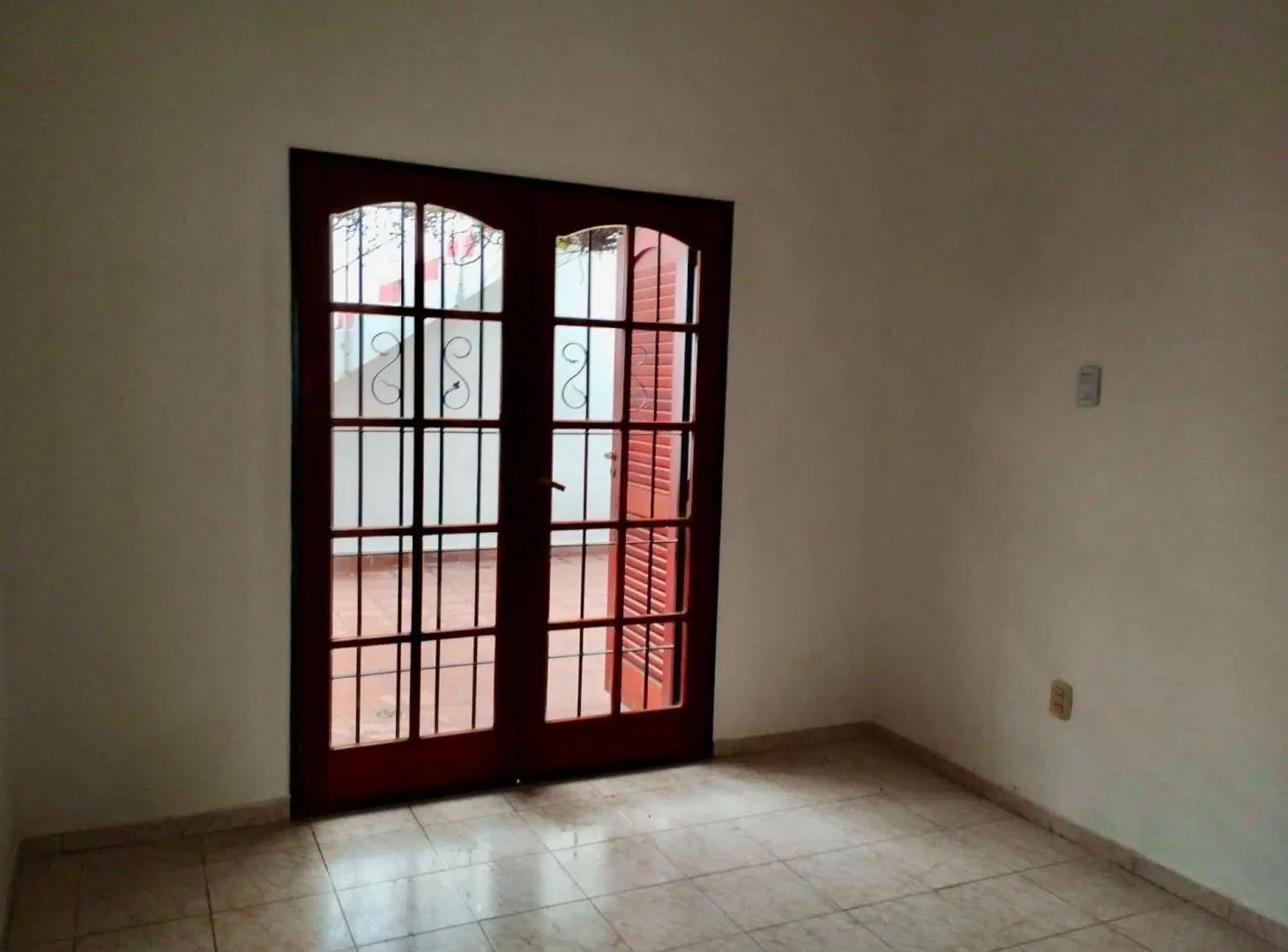VENTA CASA BARRIO SAN MARTIN CORDOBA PATIO TERRAZA 5