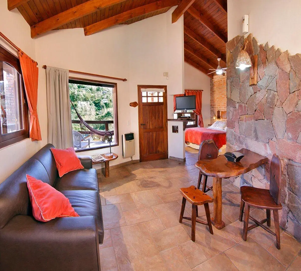 VENTA COMPLEJO PREMIUM LA CUMBRECITA FRENTE AL RIO 5