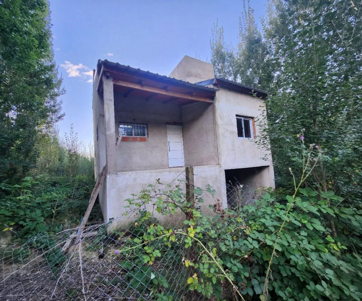 CASA A TERMINAR EN YACANTO ESCRITURA Y PLANOS 2
