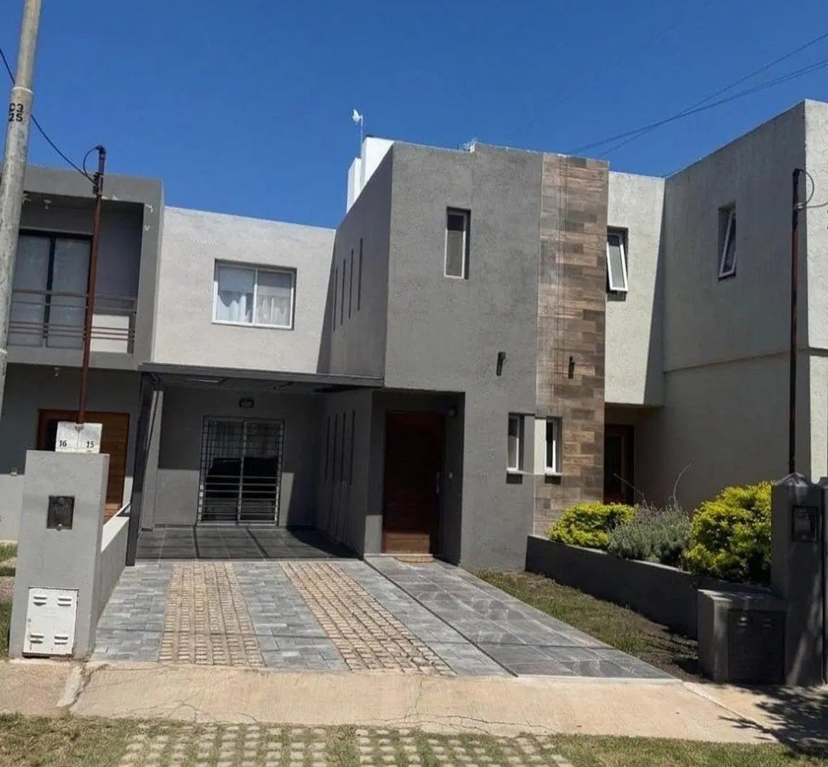 VENTA CASA 3 DORM CHACRA DEL NORTE APTA CREDITO 2