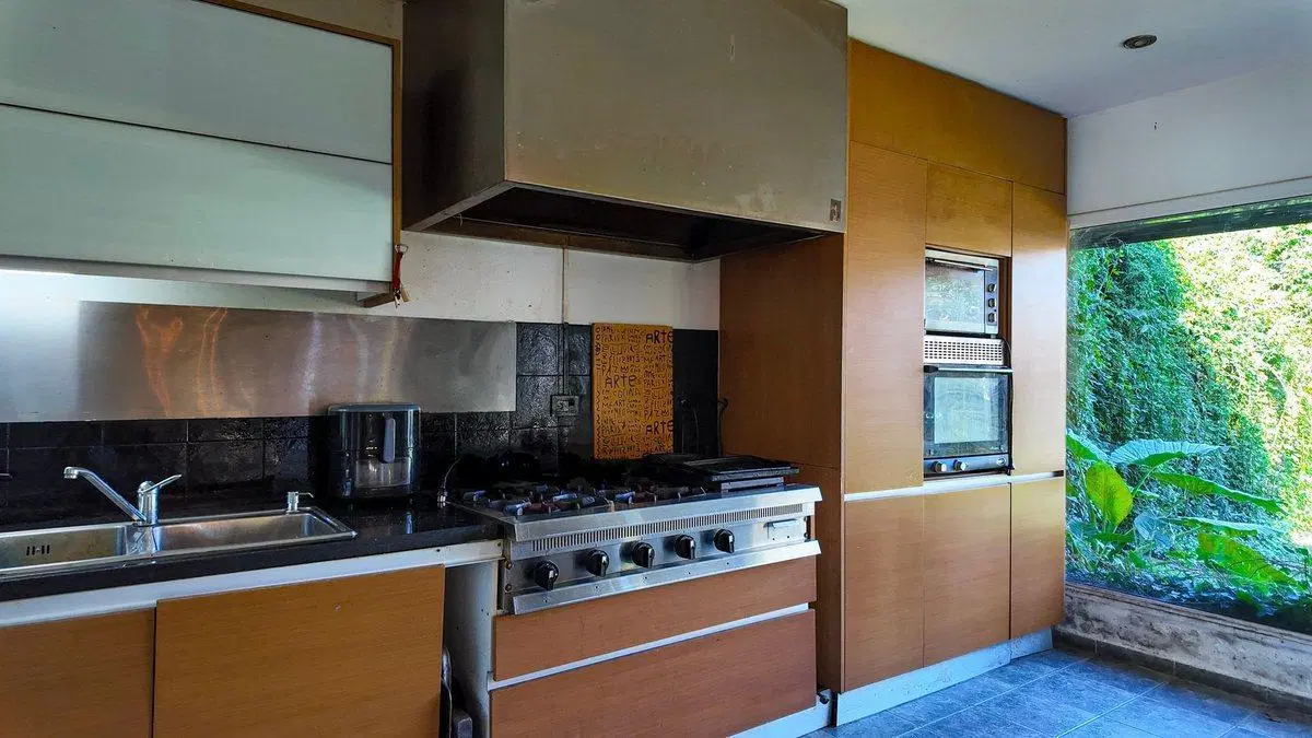 CASA 3 DORMITORIOS EN BARRIO SAN ALFONSO 4