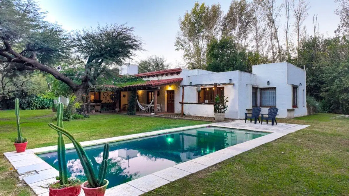 CASA 3 DORMITORIOS EN VILLA EUCARISTICA 4