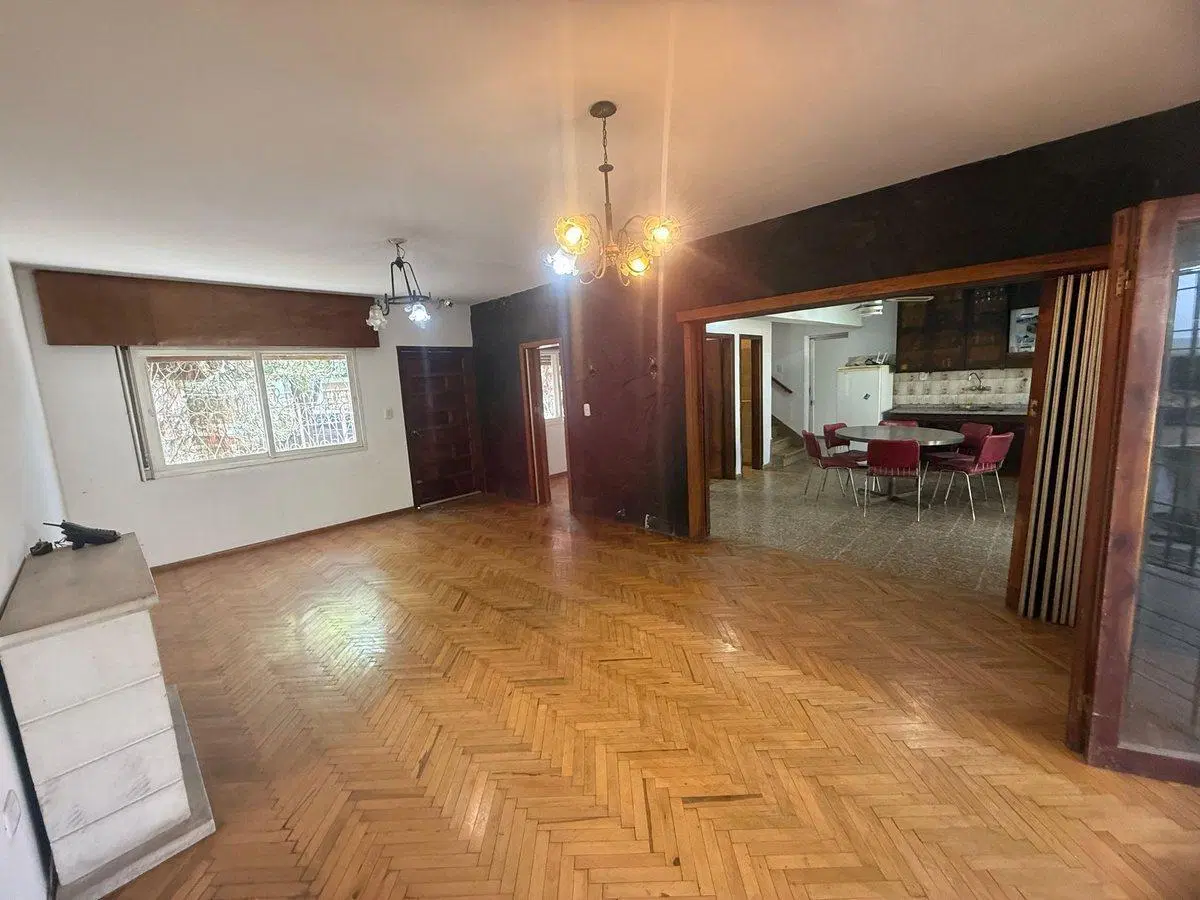 SE VENDE CASA SAN SALVADOR 5 DORMI PATIO GRANDE 5