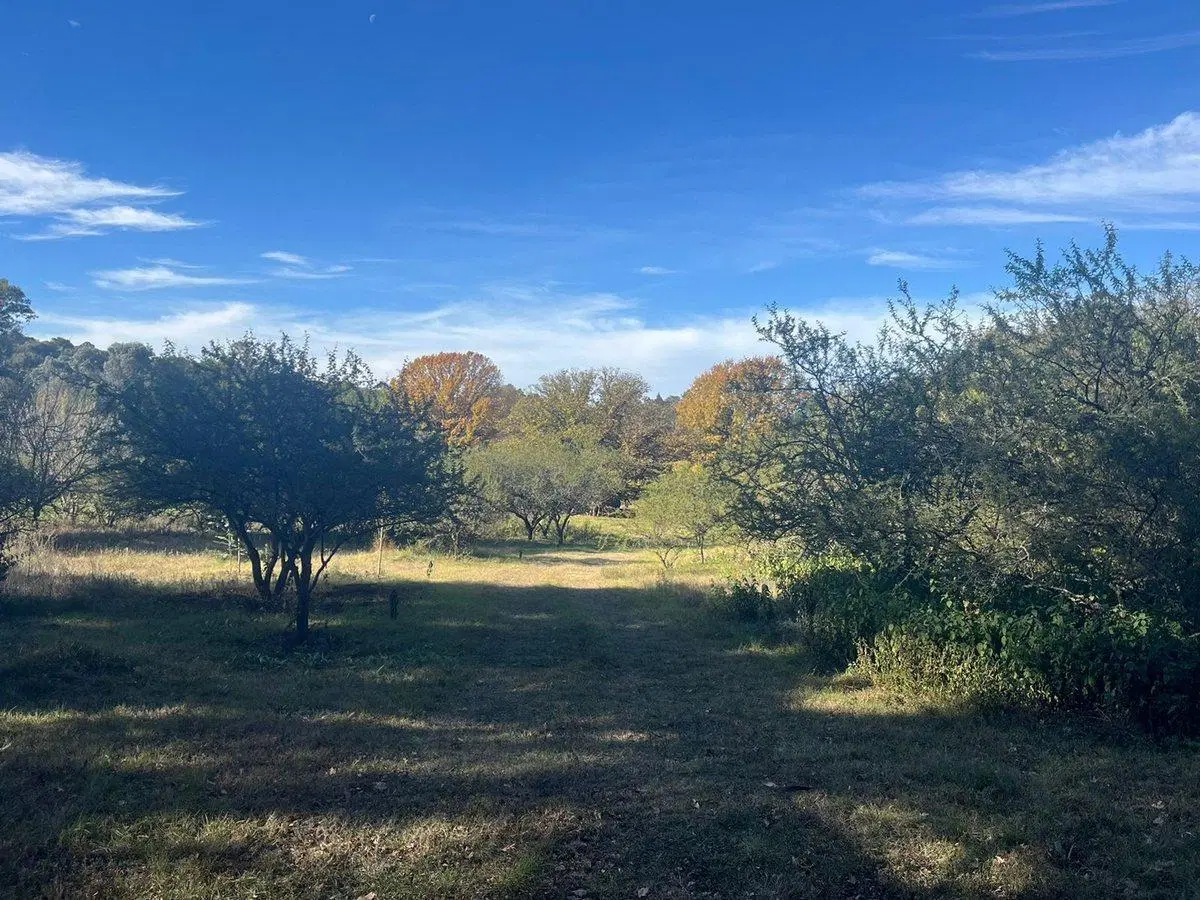 Excelente lote a metros del Centro de la Granja 3