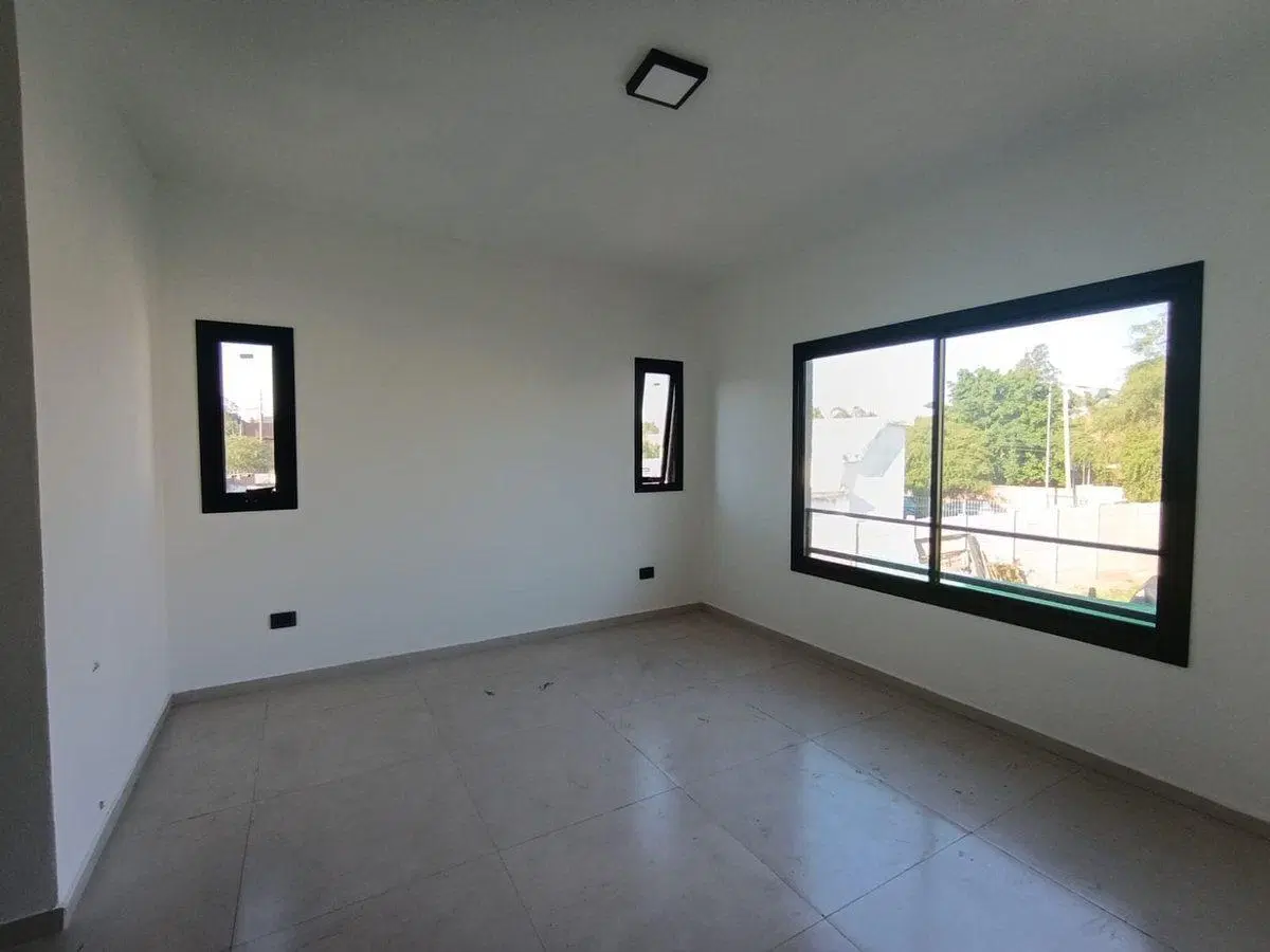 CASA A ESTRENAR 4 DORMITORIOS EN ARGUELLO 4