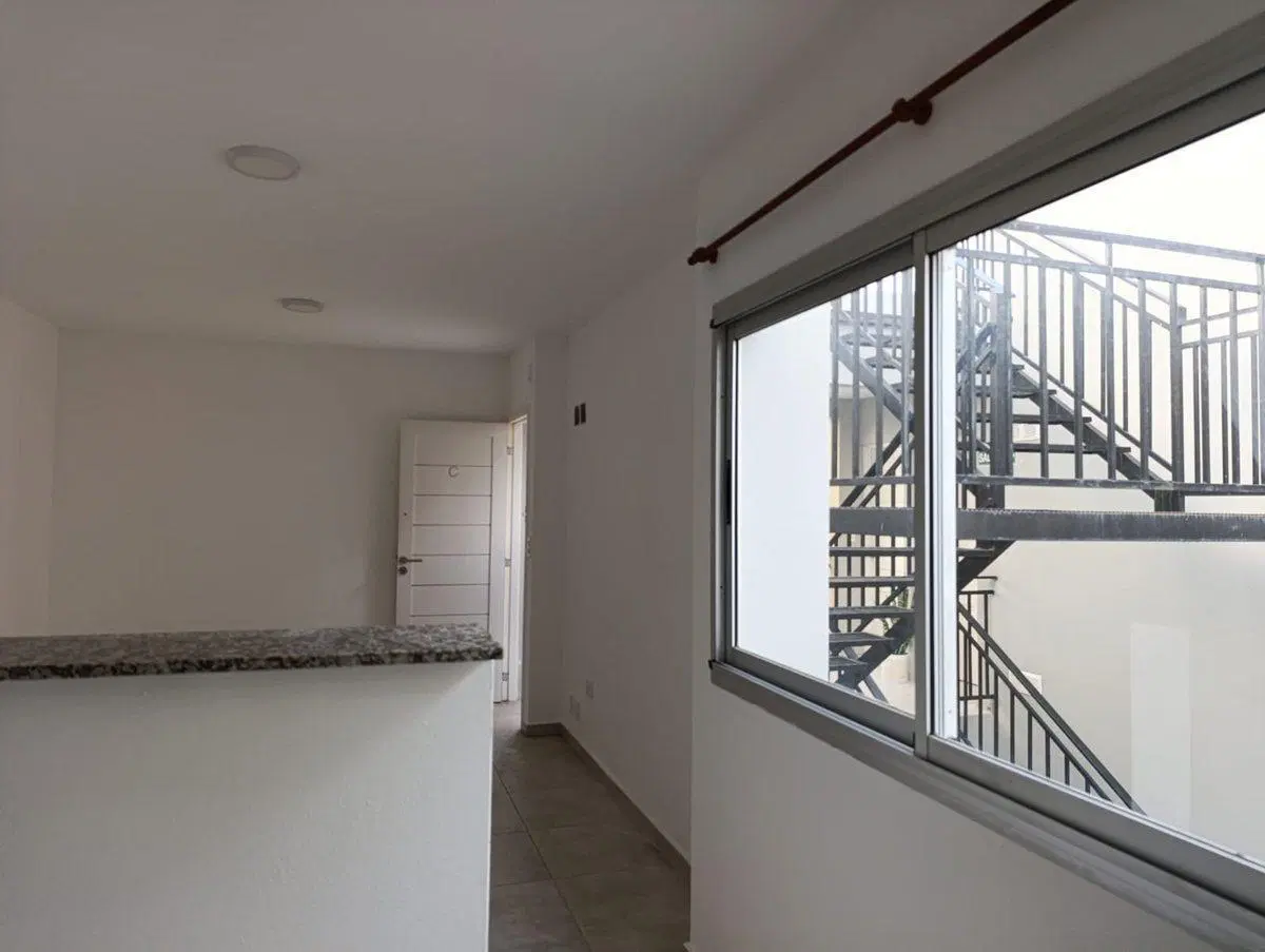 Departamento 1 dormitorio en b° Gral Paz con renta 3