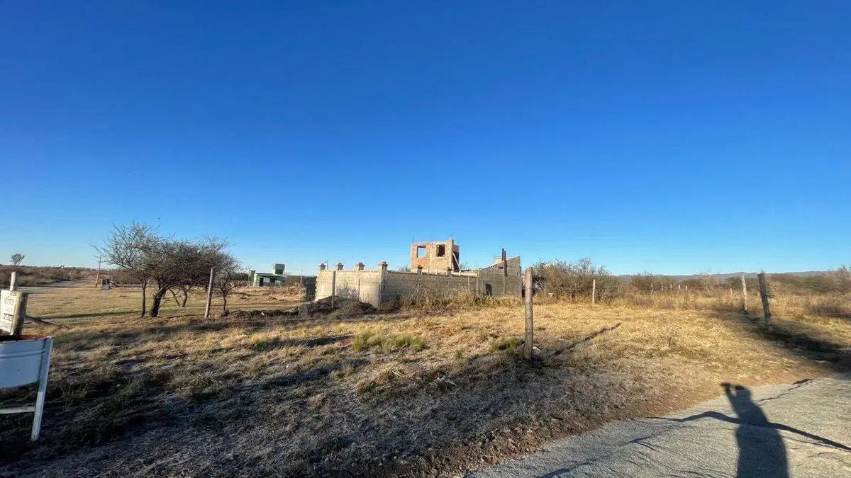 SE VENDE LOTE 480M2 VILLA DEL PRADO CON ESCRITURA 3
