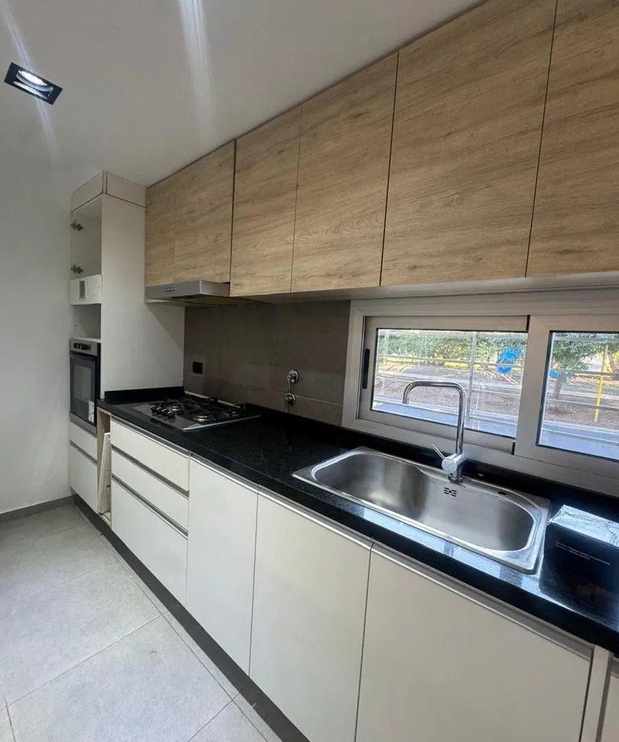 VENTA CASA TRES DORMITORIOS MIRADORES MANANTIALES 5