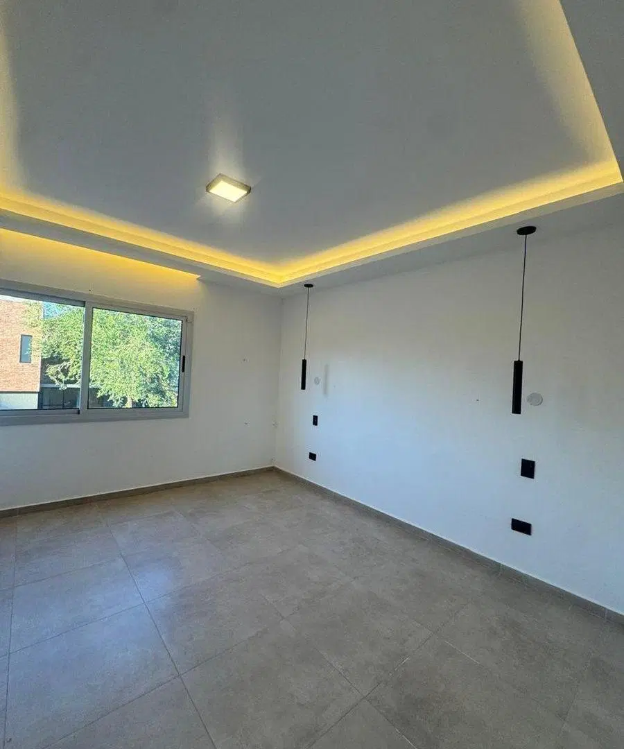 VENTA CASA TRES DORMITORIOS MIRADORES MANANTIALES 2
