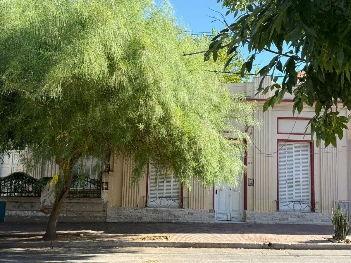 Lote en Venta 423mtrs apto desarrollo en Alberdi 2