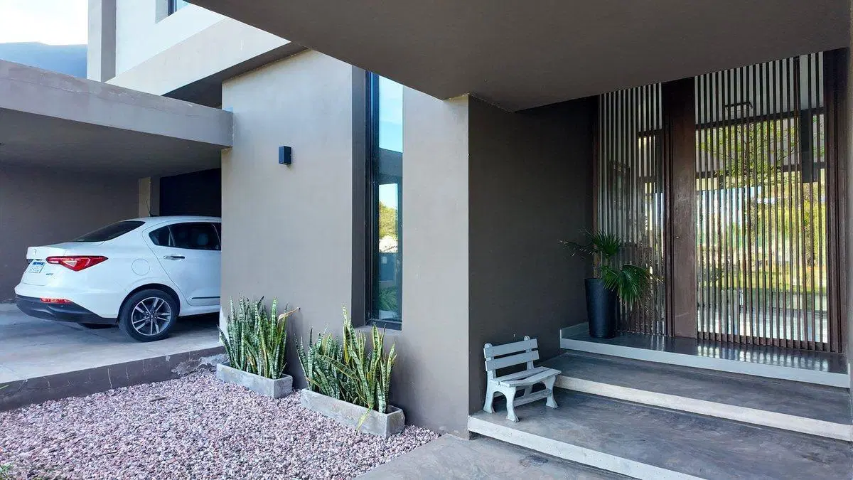 CASA EN SANTINA NORTE - VALLE ESCONDIDO 4