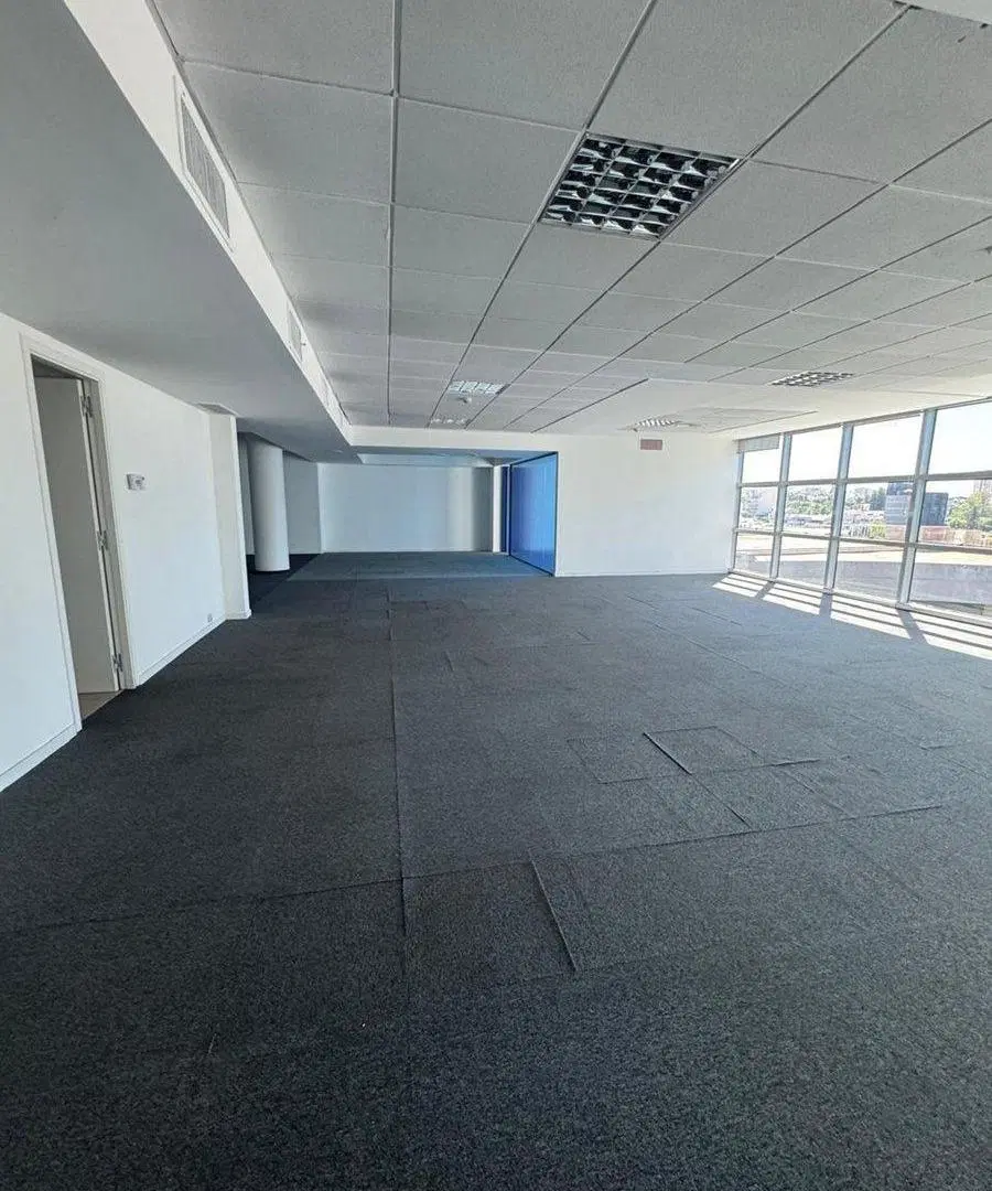 ALQUILER OFICINA PREMIUM CAPITALINAS CORDOBA 180M2 3