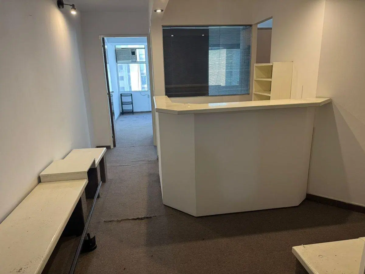 OFICINA DE DOS PRIVADOS EN EL CENTRO DE CÓRDOBA 5