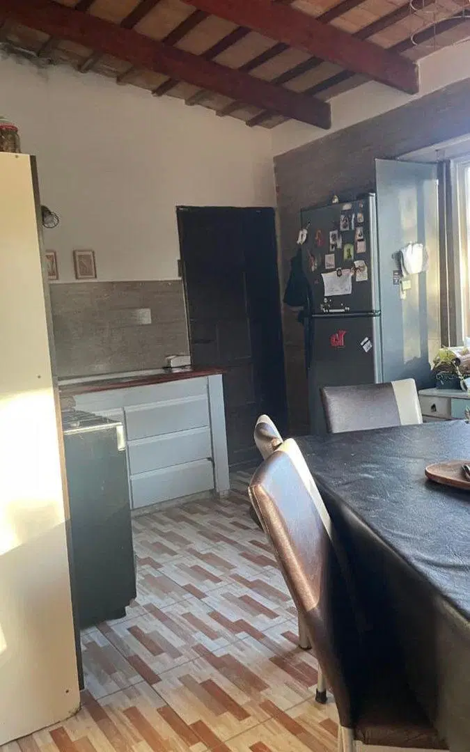CASA 3 DORM CON PILETA ANISACATE APTA CREDITO 4