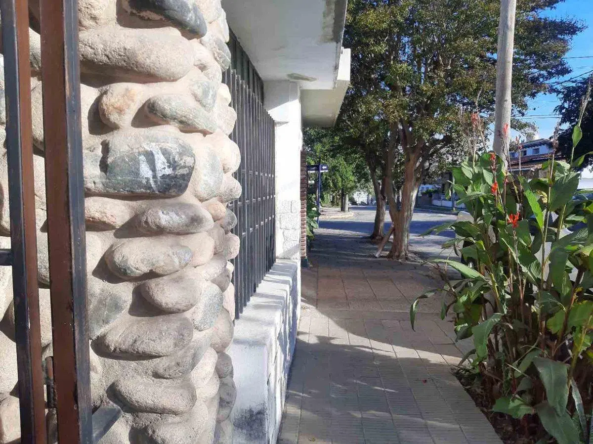 VENTA CASA 3 DORMITORIOS , LA CALERA APTA CREDITO 8
