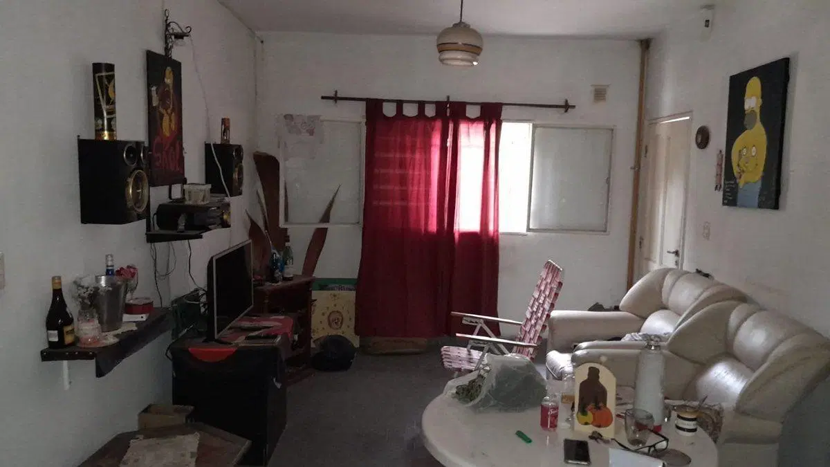 CASA DE 3 DORMITORIOS + 1 DTO MONOAMBIENTE 2
