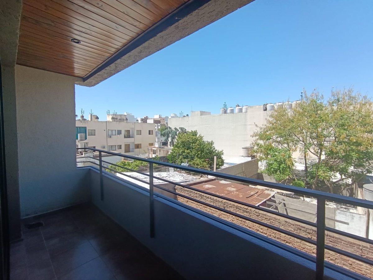 Foto de DEPARTAMENTO 2 DORMITORIOS + 2 BAÑOS ALTO ALBERDI, imagen 4
