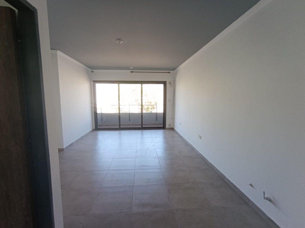 Foto de DEPARTAMENTO 2 DORMITORIOS + 2 BAÑOS ALTO ALBERDI, imagen 3