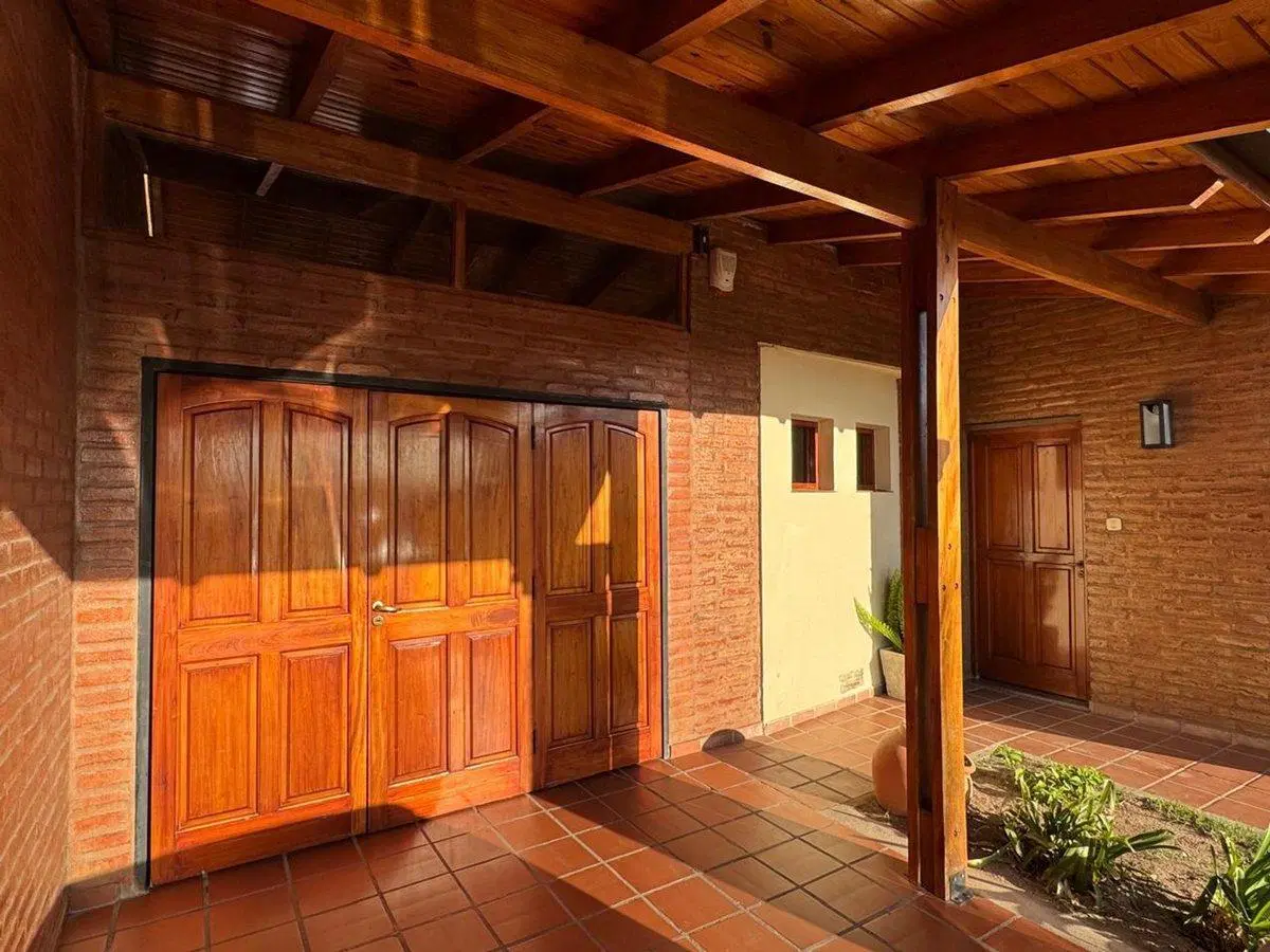 CASA 3 DORM PILETA HOUSING MATIENZO APTO CREDITO 3