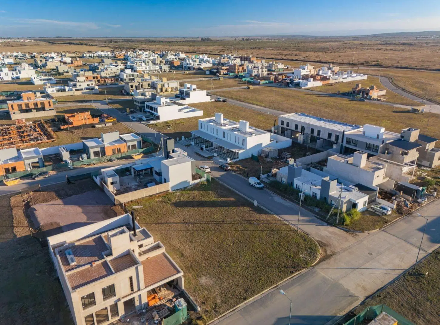 VENTA LOTE BRISAS DE MANANTIALES APTO DUPLEX 391M2 3