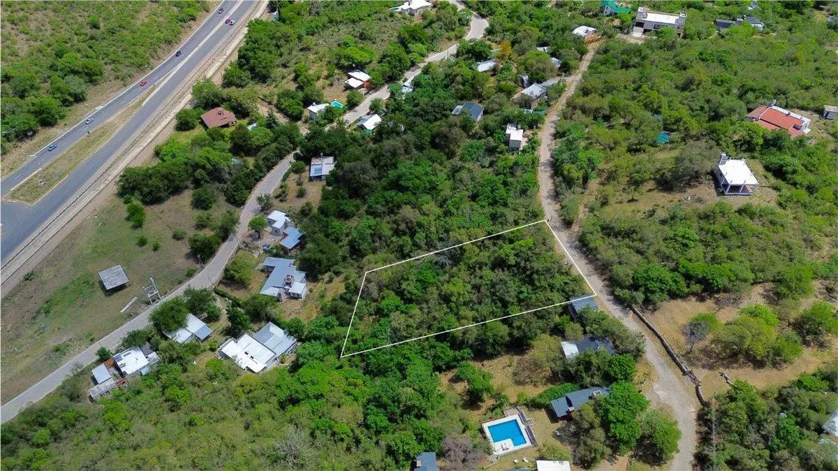 LA SERRANITA LOTE 1250 MTS, ESCRITURA,GAS NATURAL 3