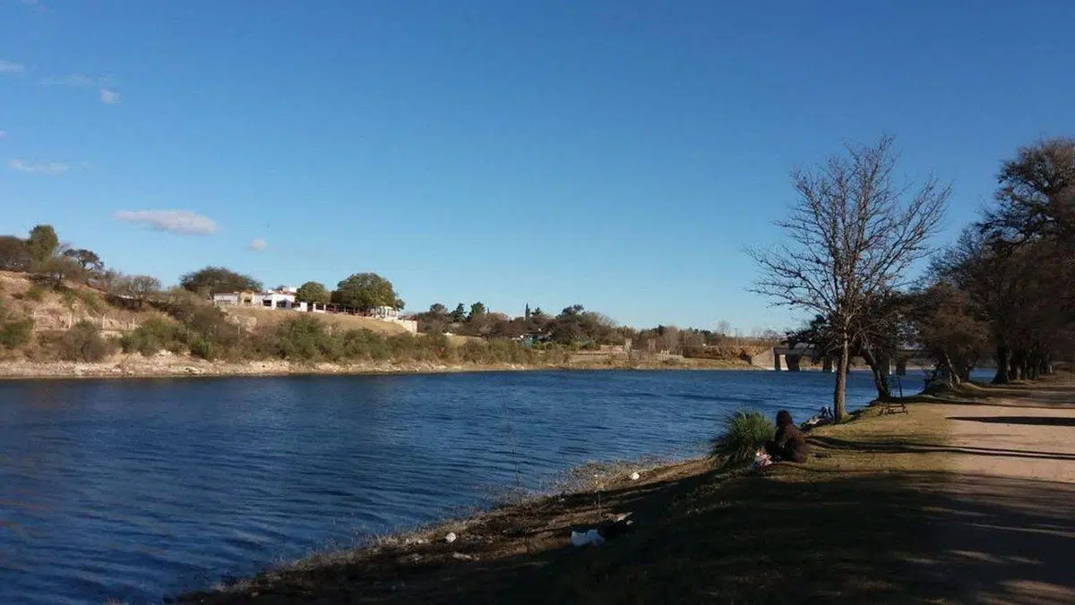 SE VENDE LOTE 1004 M2 EN BIALET MASSE C ESCRITURA 4