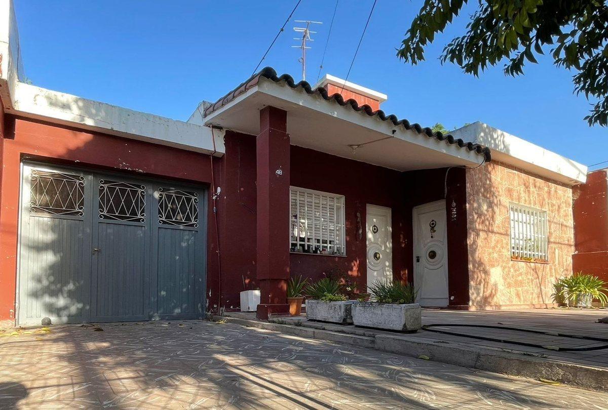 SE VENDE CASA 2 DORMITORIOS SALDAN - APTO CREDITO