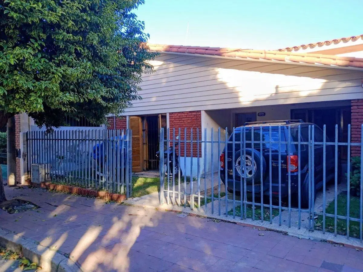 VENTA CASA PARQUE. MONTE CRISTO CIUDAD DE CBA. 3