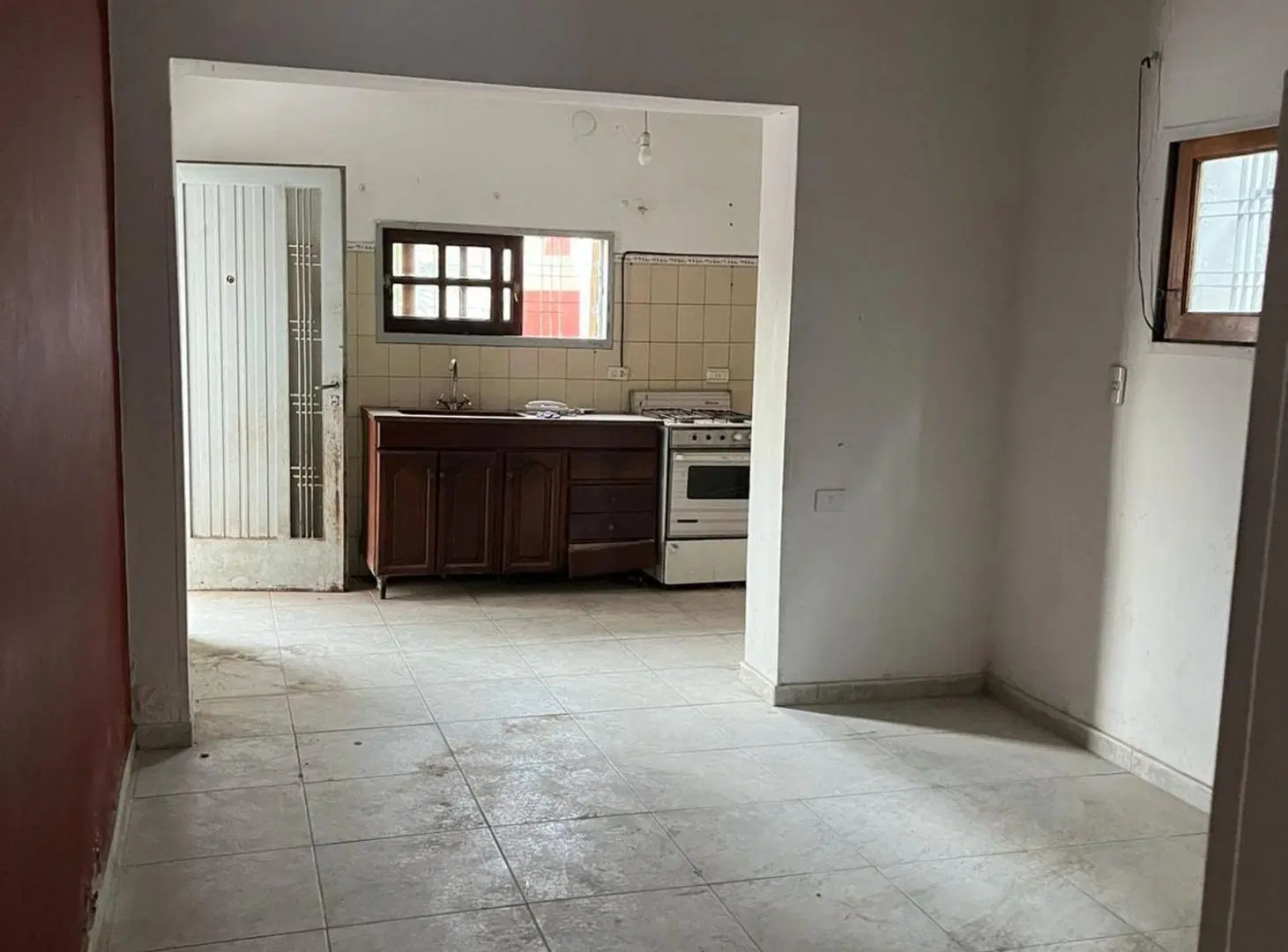 VENTA CASA A RECICLAR BºAMEGHINO SUD A 2OOM RUTA20 4
