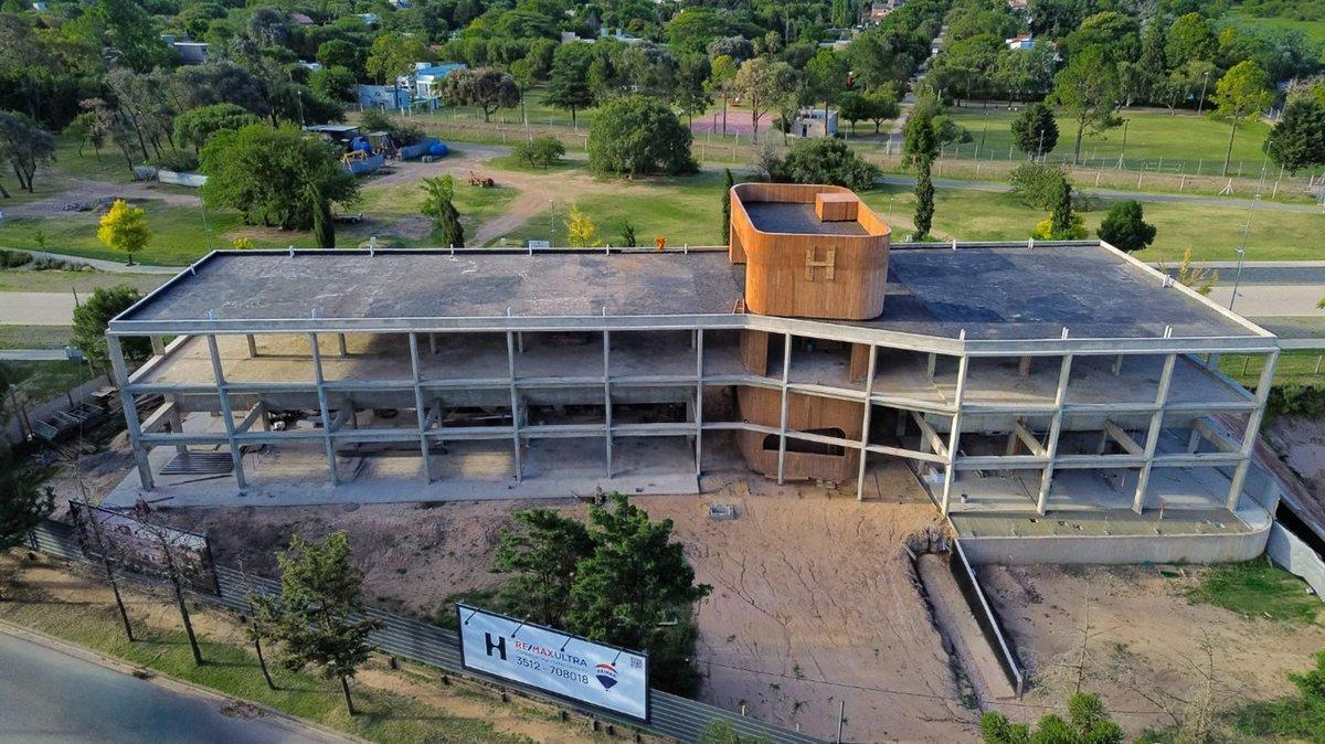 OFICINA EN VENTA NUEVALLENDE 63 M2 POZO FINANCIADO