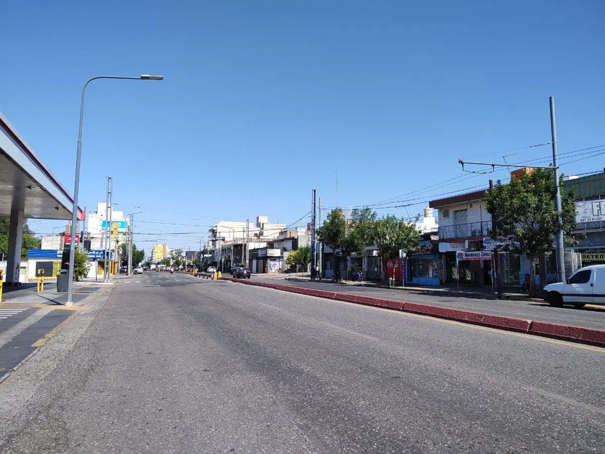 LOTE APTO DESARROLLO EDIFICIO AV COLON Y ZIPOLI 4