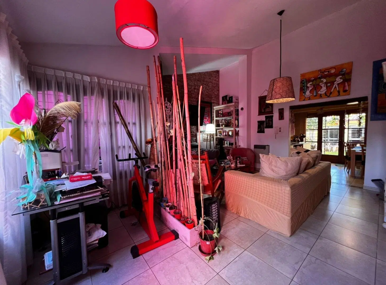 Casa 2 dormitorios con pileta B° Yapeyu 3